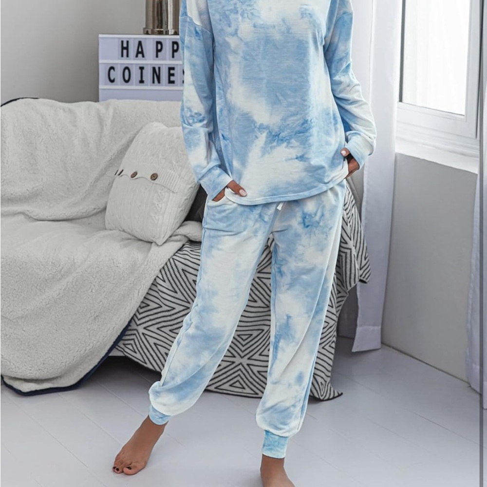 Women’s  Blue Tie-Dye Pajama Set - Picture 3 of 6